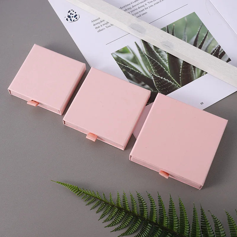 10pcs 8x8x1.7cm Kraft Paper Drawer Travel Jewelry Packaging Box Greeting Card Necklace Bracelet Earrings Gift Organizer Case Box