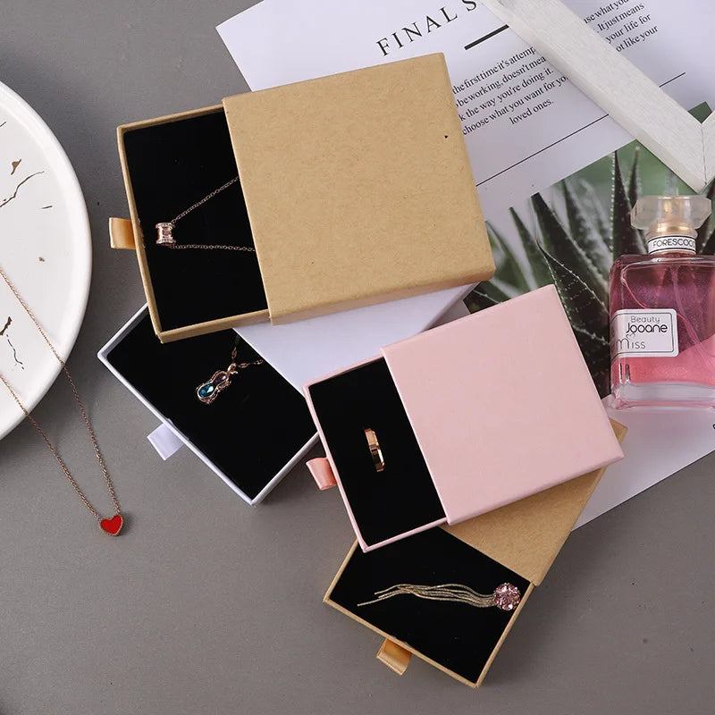10pcs 8x8x1.7cm Kraft Paper Drawer Travel Jewelry Packaging Box Greeting Card Necklace Bracelet Earrings Gift Organizer Case Box