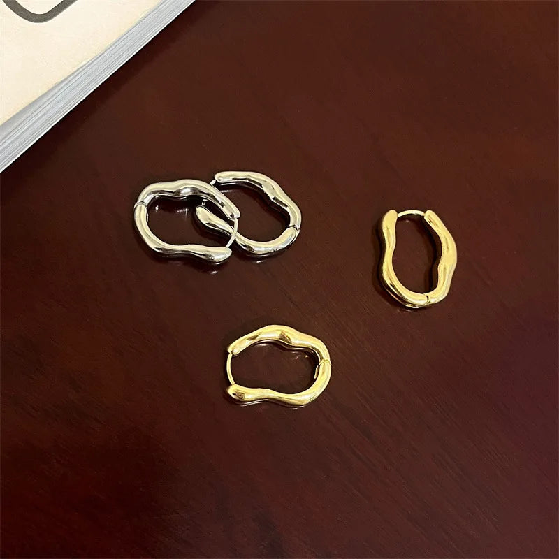 2024 New Smooth Metal Hoop Earrings For Woman Girl Elegant Luxury Korean Simple Jewelry Temperament Girl's Daily Wear earrings