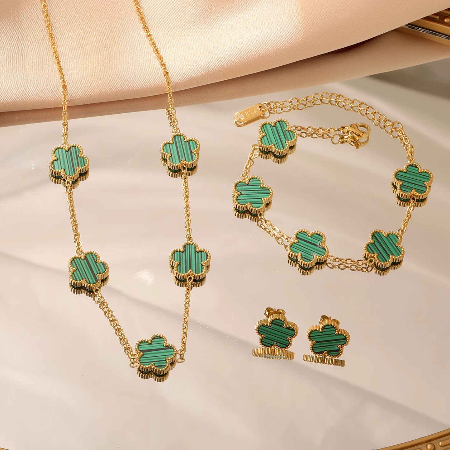 Fashion Flower Necklace Earrings Set Jewelry Women Stainless Steel White Shell Clover Bracelet Jewelry Accessories