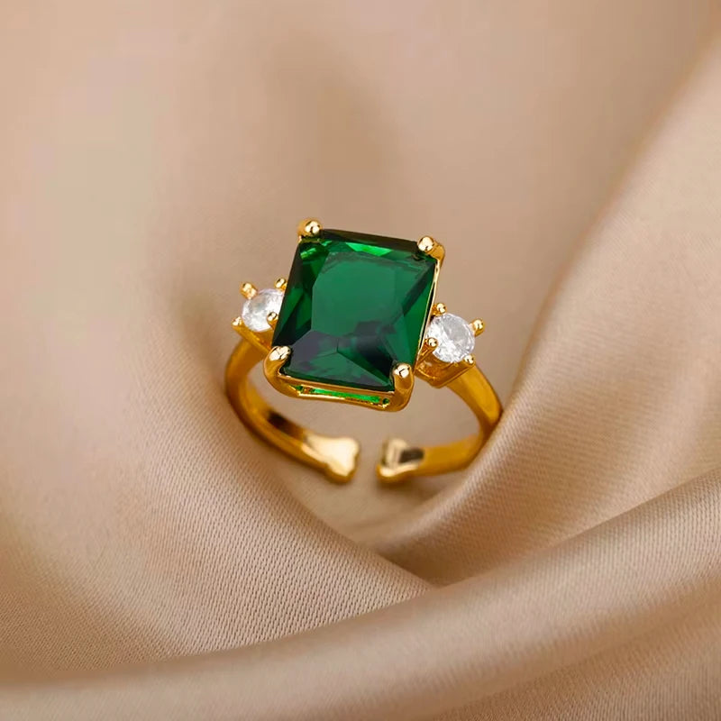 Luxury Stainless Steel Green Zircon Flower Rings For Women Snake Finger Ring Gold Plated Wedding Party Exquisite Jewelry New